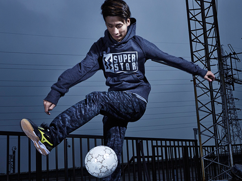 MIZUNO SUPERSTAR カタログモデルにtatsuya掲載